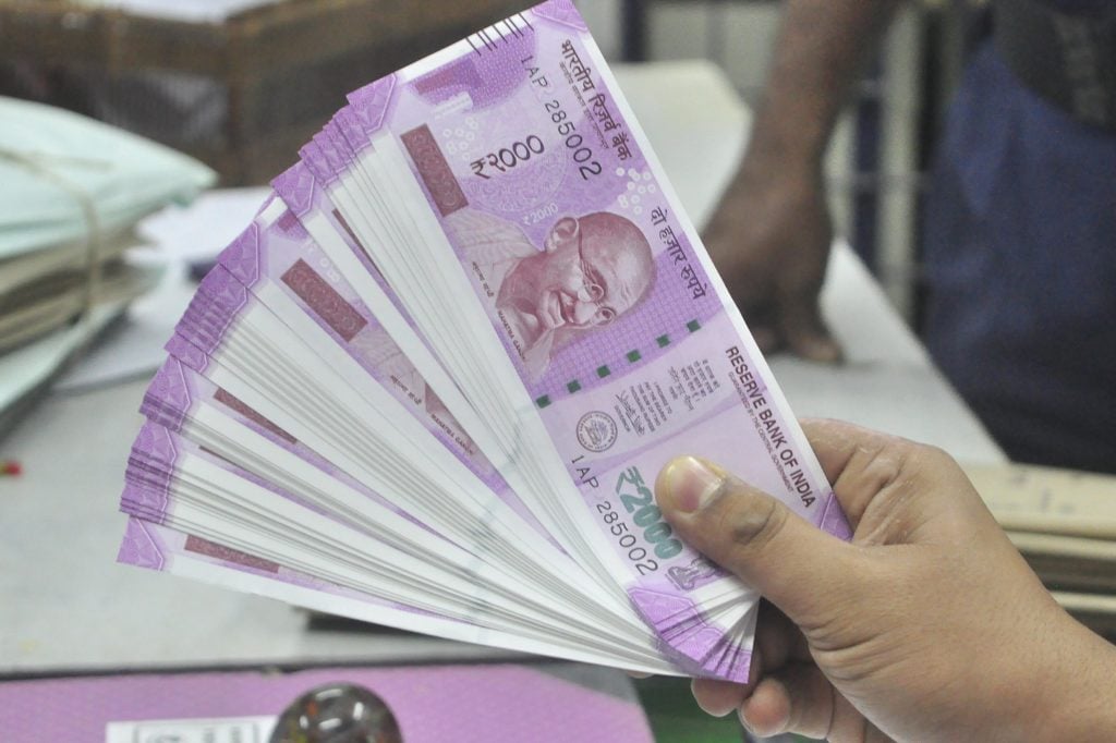 Centre to cap cash transaction limit at Rs 2 Lakh