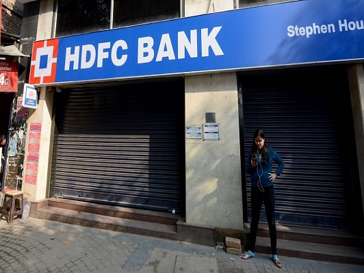 Hdfc Bank Likely To Expand Its Mobile Atms Network 4820